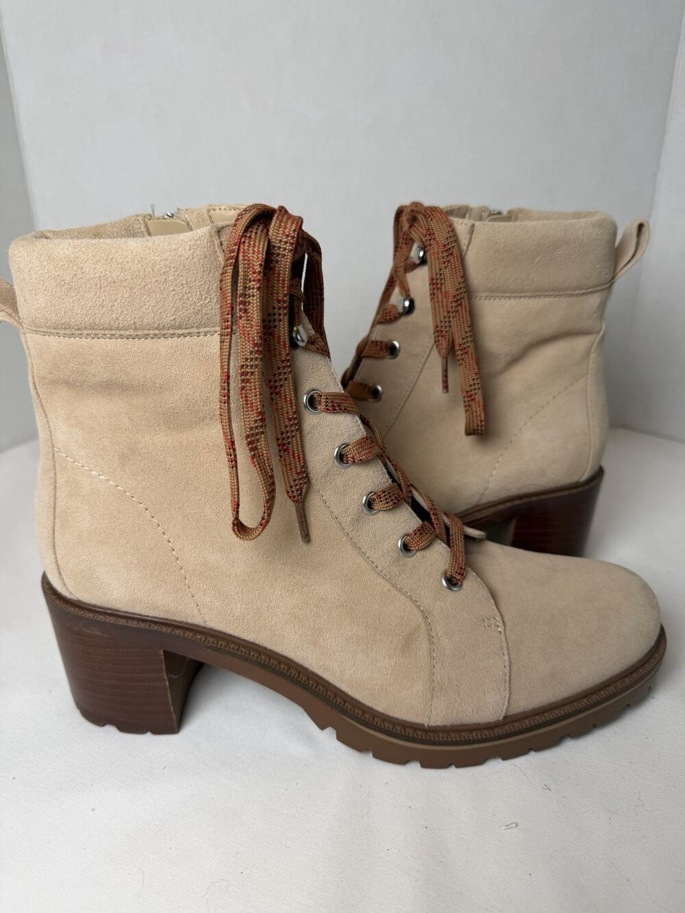 Vince Camuto Leather-Suede Lace-up Ankle Boots Sz 8.5 M Gaviana Figi